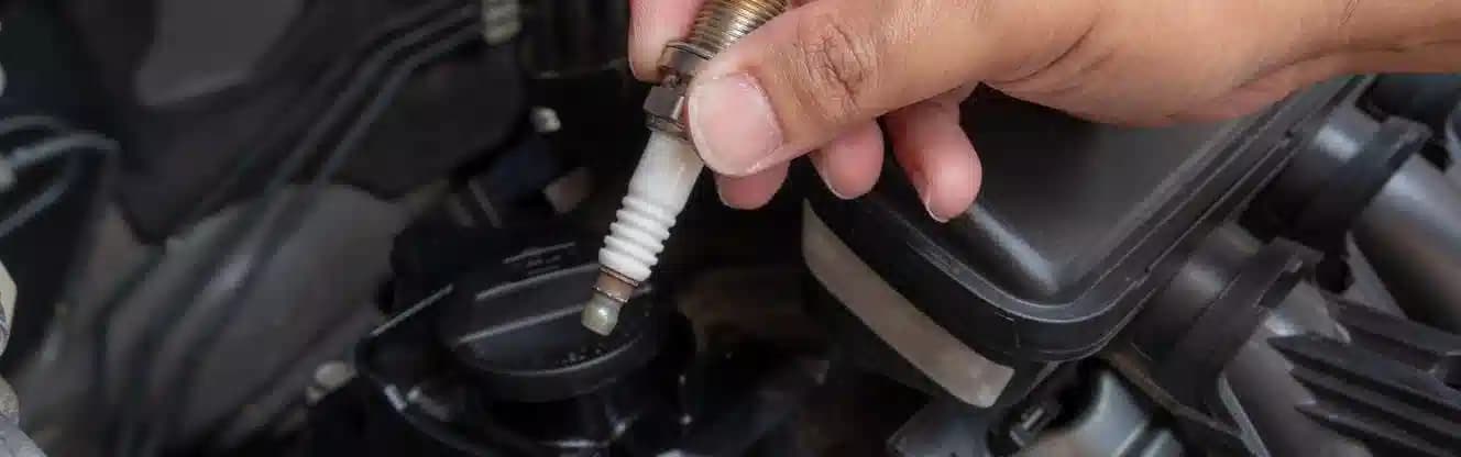 تعویض شمع خودرو