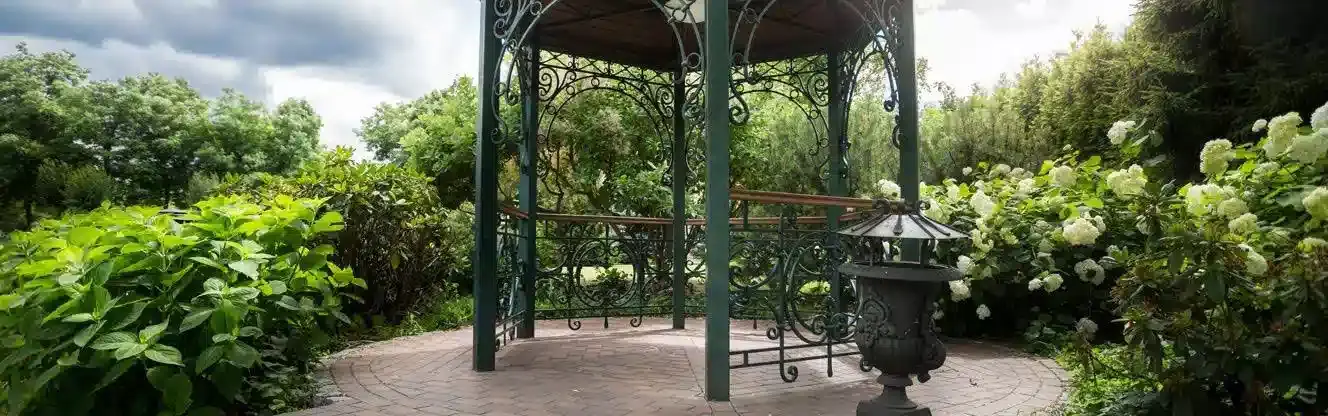 ساخت آلاچیق فلزی