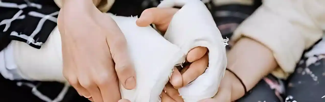باز کردن گچ در منزل مهرشهر کرج