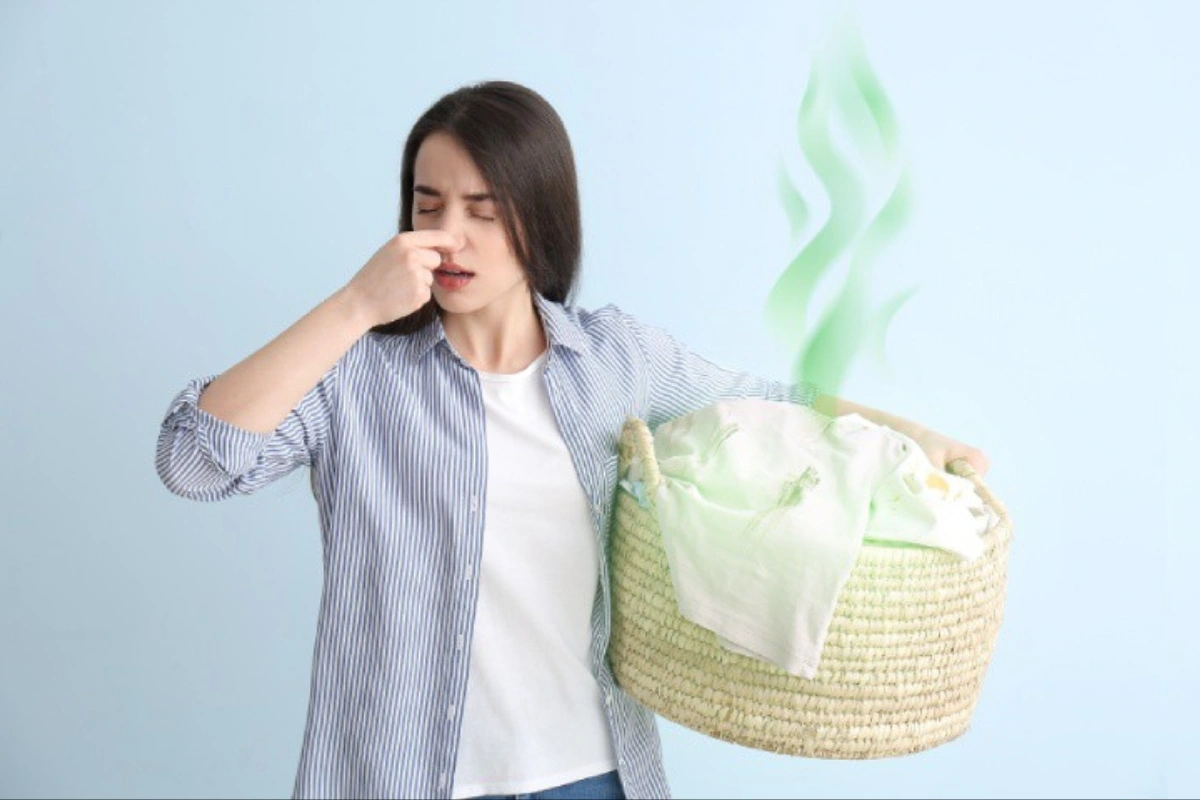 از بین بردن بوی بد لباس؛ بعد از شستن و بدون شستشو