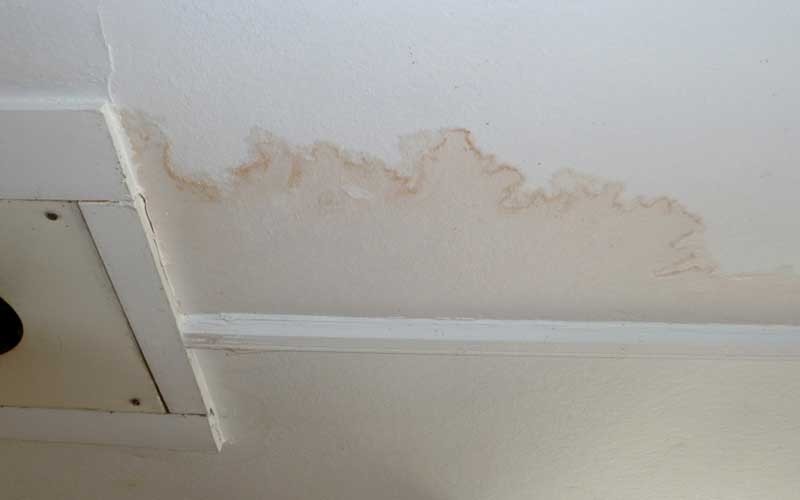 جلوگیری از نم دادن سقف آپارتمان