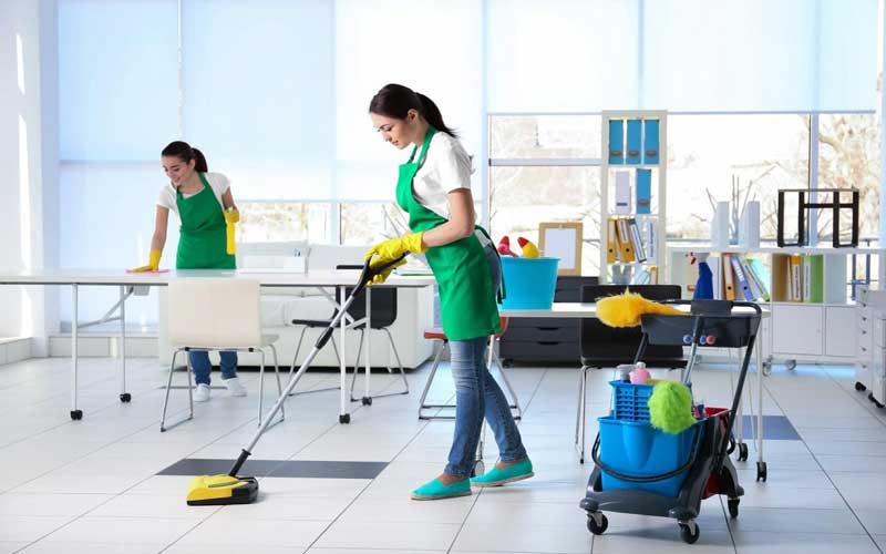 نظافت فضای داخل و مشاعات در محل کار