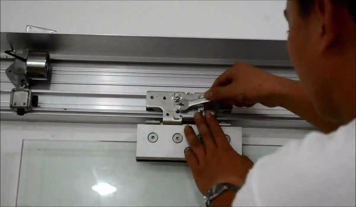 تعمیر درب اتوماتیک