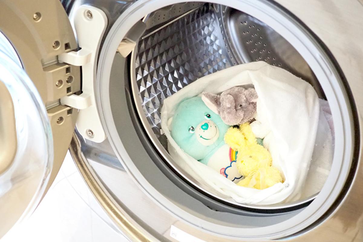 شستشوی عروسک در ماشین لباسشویی