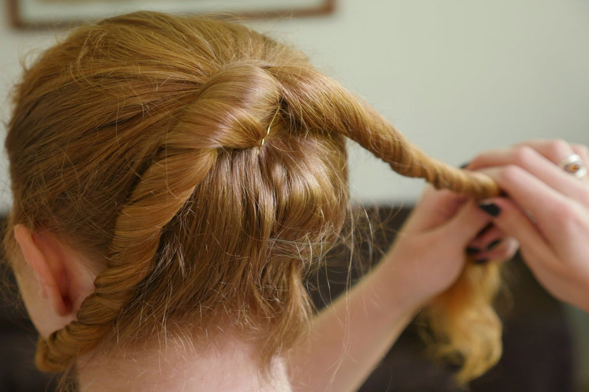 بافت مو پیچ‌ طنابی؛ یک مدل آسان از انواع بافت مو