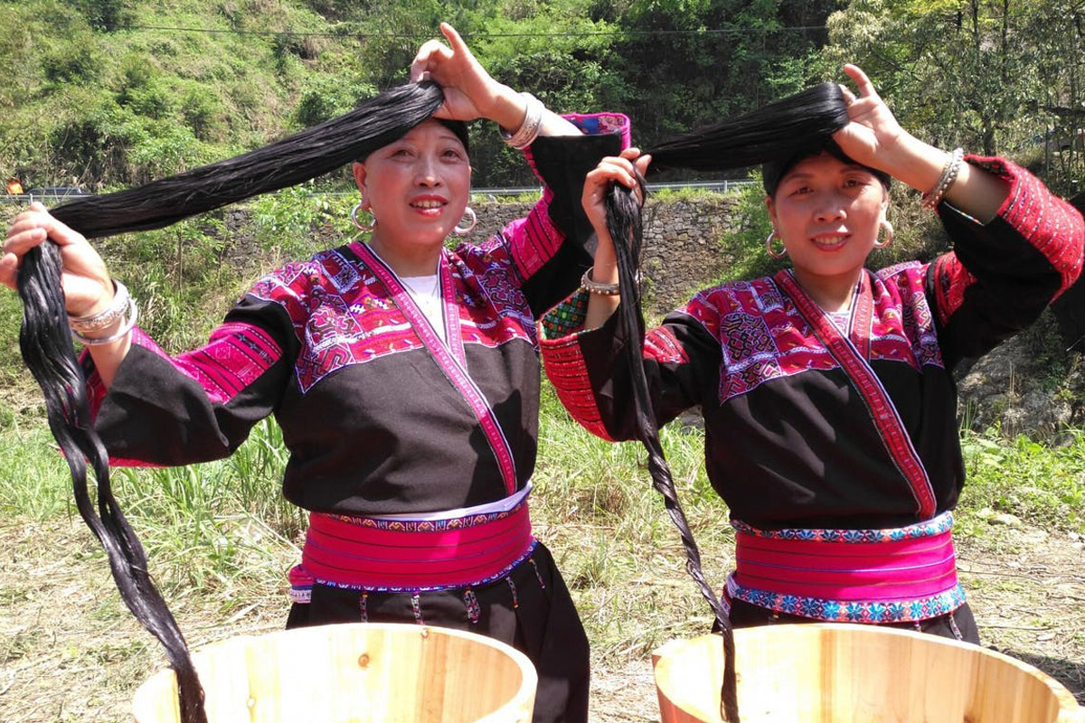 استفاده زنان چینی از آب برنج برای رویش سریع مو