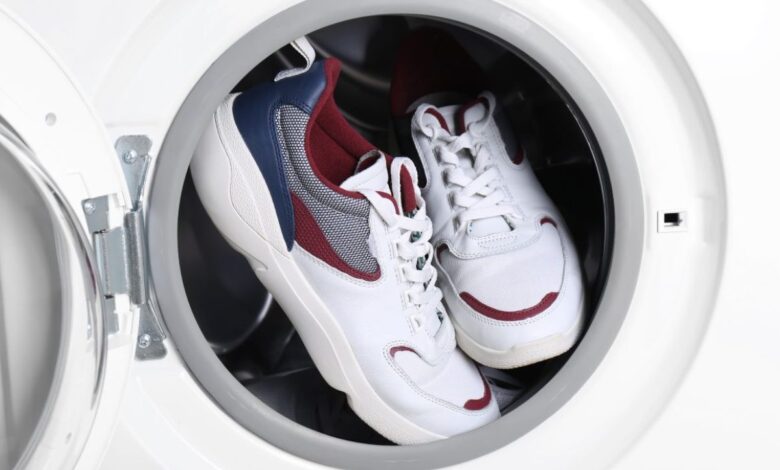 مراحل شستن کفش در ماشین لباسشویی