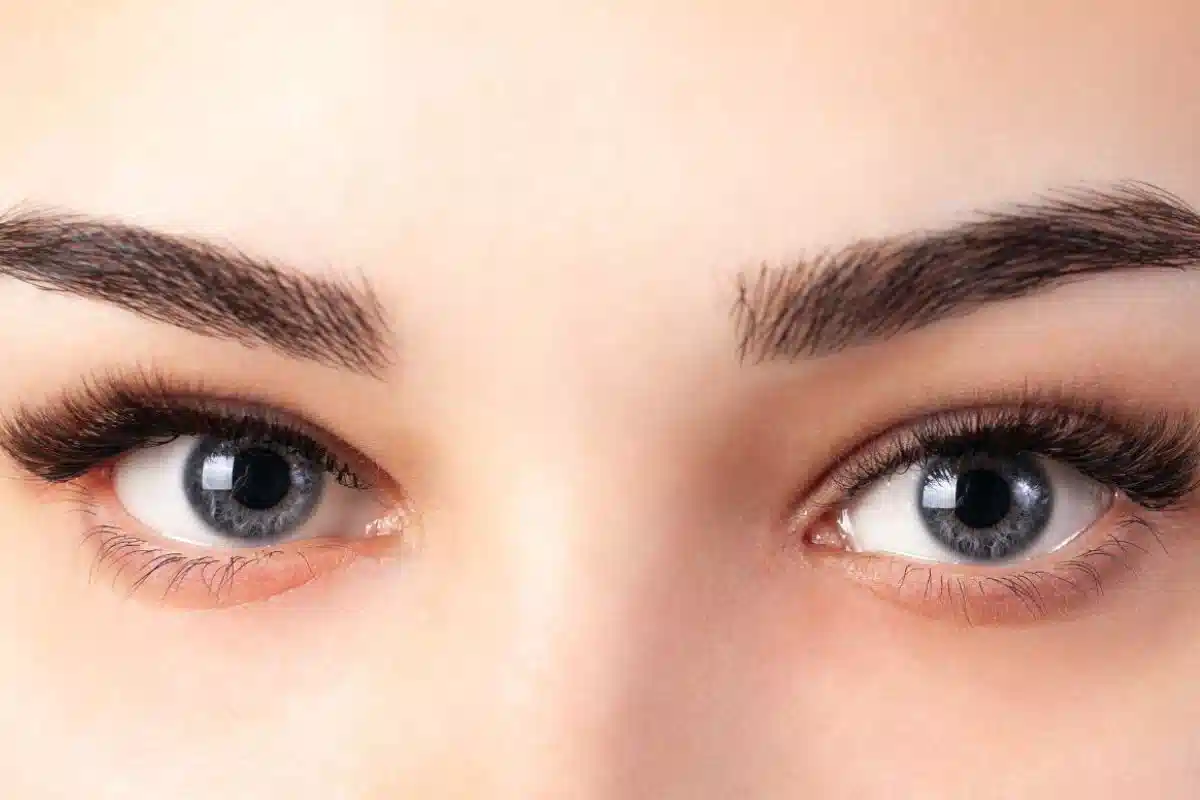 مژه اسپایکی چیست