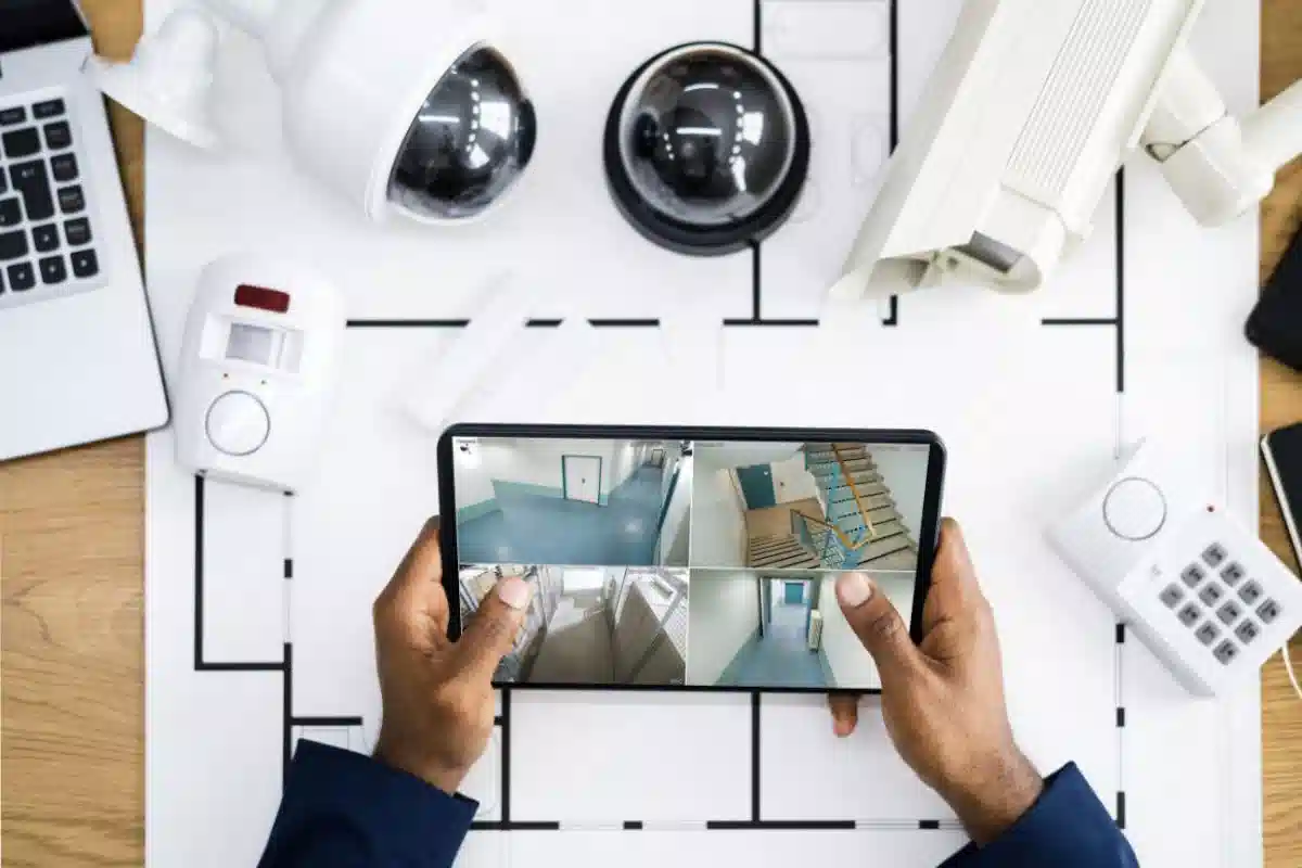 بهترین نرم افزار انتقال تصویر دوربین مداربسته روی موبایل