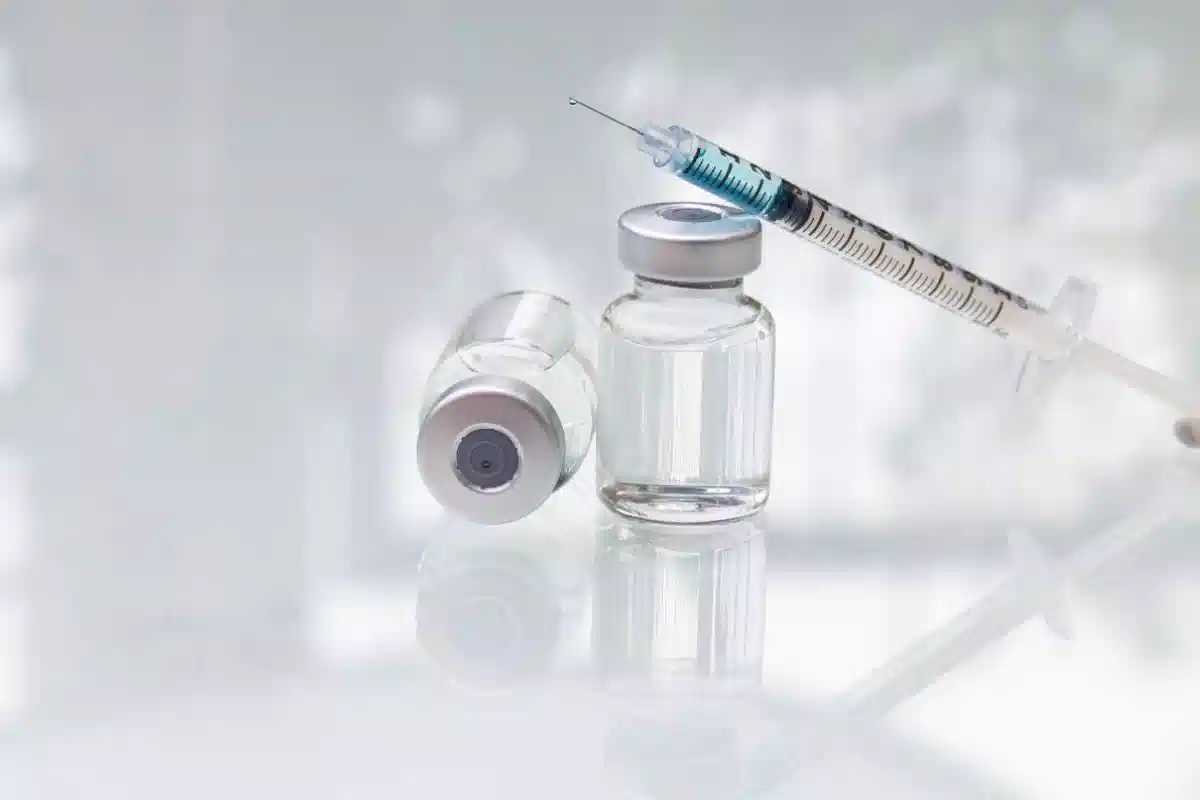 کاربرد و طریقه مصرف آمپول بتامتازون + عوارض و مدت اثر