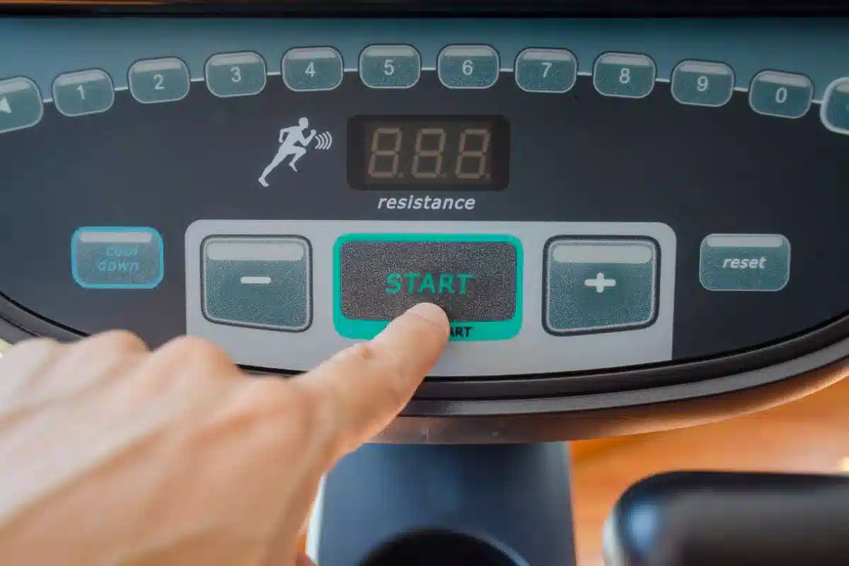 صفحه کنترل تردمیل