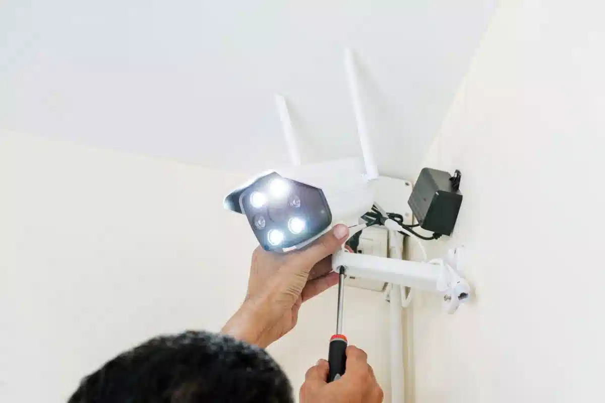 تنظیمات رنگ دوربین مدار بسته