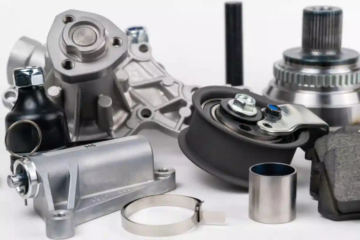 تعویض برد و قطعات معیوب تردمیل