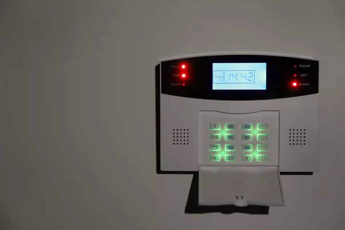 بی صدا شدن دزدگیر