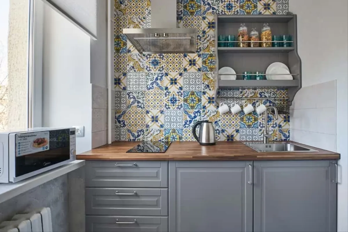 رنگ صفحه کابینت و بین کابینتی